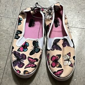 Take a Walk - Slip on walking shoe